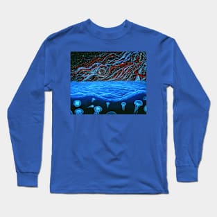 Jellyfish in the ocean Long Sleeve T-Shirt